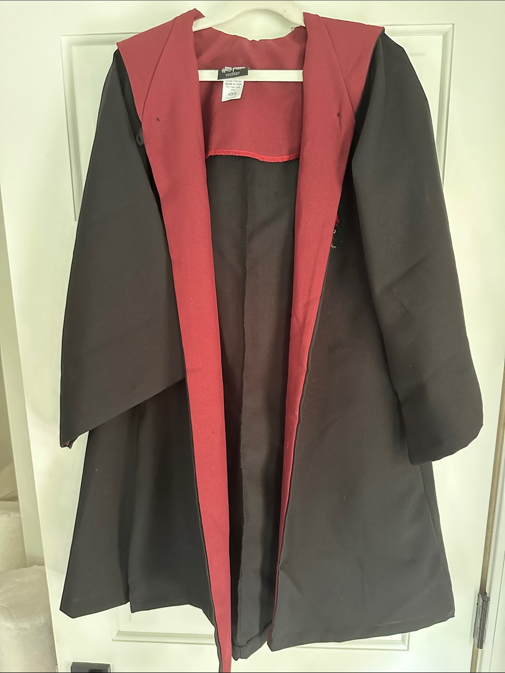 The Wizarding World of Harry Potter Universal Studios Gryffindor Robe Costume